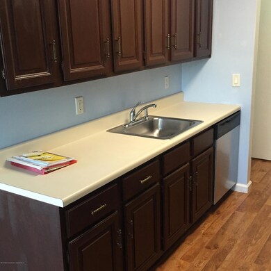 Foxwood Square unit 10, Staten Island, NY 10314 - photo 7