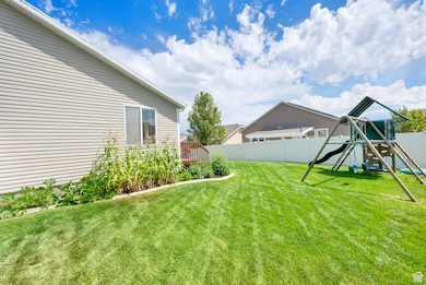 8269 S 6555 W, West Jordan, UT 84081 - photo 4