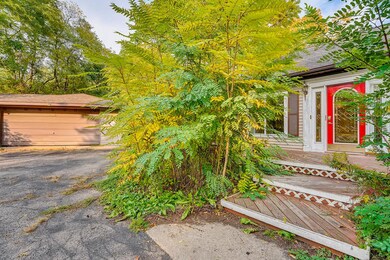 20665 N Weiland Rd, Lincolnshire, IL 60069 - photo 2