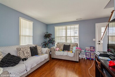 975 Symphony Dr unit 2221, Aurora, IL 60504 - photo 3