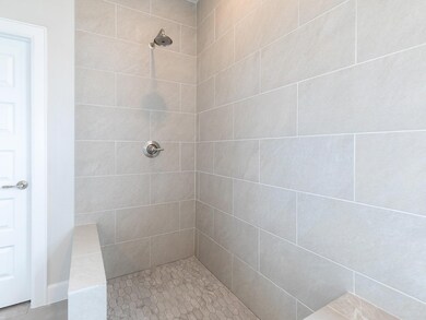 2808 Grand Fountains Dr unit D, Houston, TX 77054 - photo 3