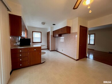 1939 N Michigan Ave, Davenport, IA 52804 - photo 4