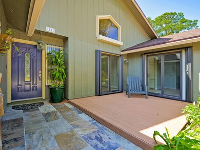 1821 Twelve Oaks Ln W, Neptune Beach, FL 32266 - photo 3