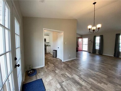 6913 Mason Run Dr, North Chesterfield, VA 23234 - photo 5