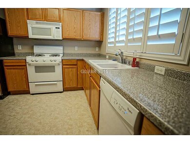 Property Photo. 830 Carnegie St #1813        Hende