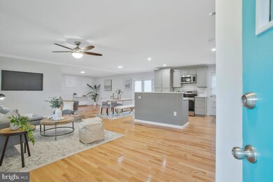 16113 Laurel Ridge Dr, Laurel, MD 20707 - photo 5