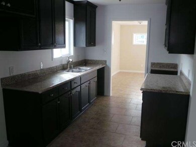 836 W 137th St, Compton, CA 90222 - photo 3