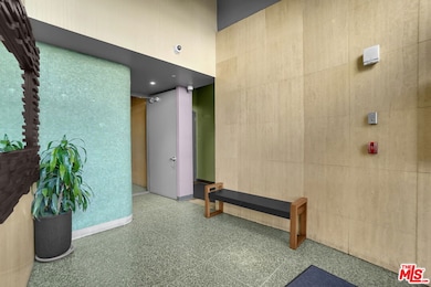 746 S Los Angeles St unit 707, Los Angeles, CA 90014 - photo 4