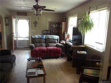 65 Hicks Mountain Rd unit 2, Hendersonville, NC 28792 - photo 2