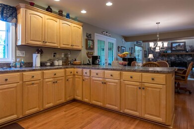 8344 Lancaster Dr, Newburgh, IN 47630 - photo 3