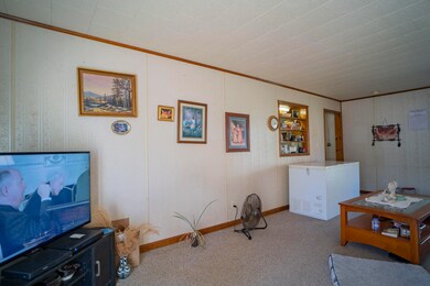 190 Nicholas Ave W Tour