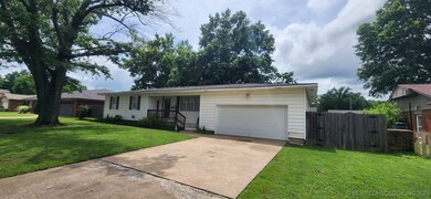 219 N Anthony St, Muskogee, OK 74403 - photo 2