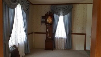 1667 Laurel Rd, Shelocta, PA 15774 - photo 4