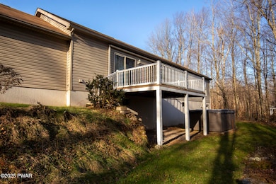 121 Meadowbrook Dr, Moscow, PA 18444 - photo 5