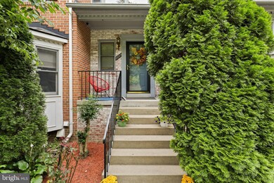 9097 Golden Sunset Ln, Springfield, VA 22153 - photo 3