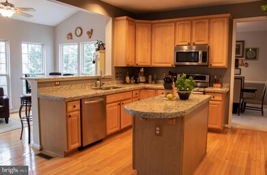 6453 Colonial Village Loop, Manassas, VA 20112 - photo 6