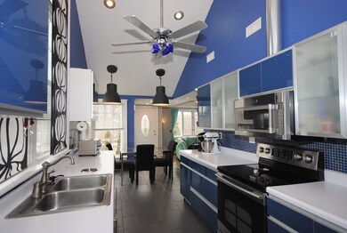 75 Elmwood St, South Grafton, MA 01560 - photo 5