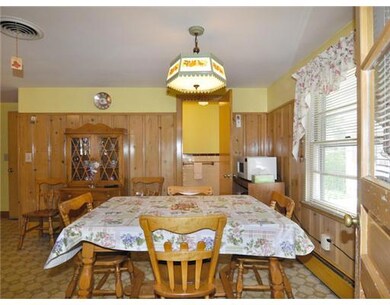 Dining Area.