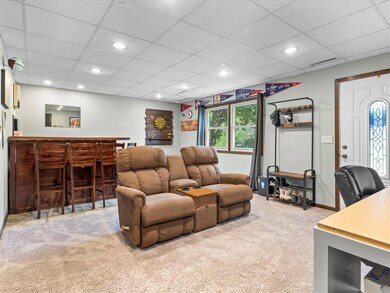 1630 Valley St NW, Cedar Rapids, IA 52405 - photo 7