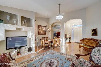 10-web-or-mls-N 42nd Wy-008