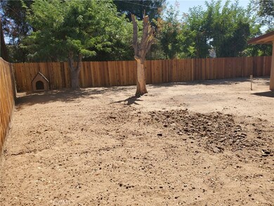 14115 Arrowhead Dr, Victorville, CA 92395 - photo 6