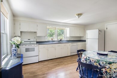 277 Colonial Rd, Lawrence, MA 01843 - photo 2