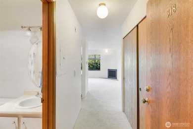 Lakeside North unit 318, Seattle, WA 98115 - photo 4