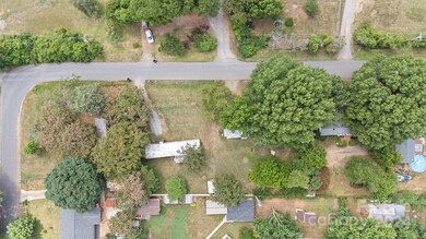 1413 Turner Dr, Gastonia, NC 28052 - photo 6