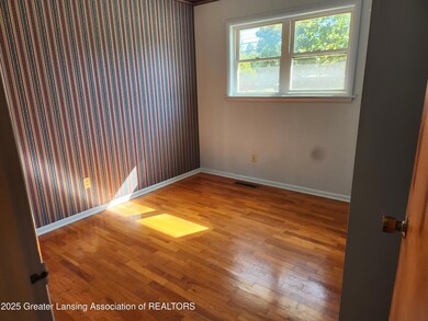 3316 W Willow St, Lansing, MI 48917 - photo 2