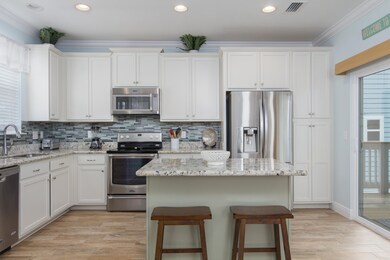 Plentiful Cabinet Space In Kitchen