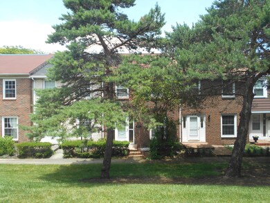 643 Simbury St unit E6, Columbus, OH 43228 - photo 3