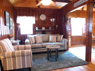 Livingroom to Dining area