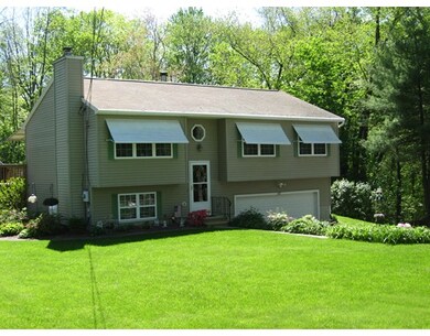 137 Breckenridge St, Palmer, MA 01069 - photo 2