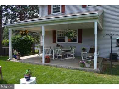 16 Braintree Common, Feasterville Trevose, PA 19053 - photo 2