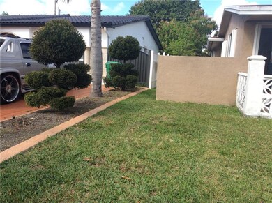 7805 Meridian St, Miramar, FL 33023 - photo 2