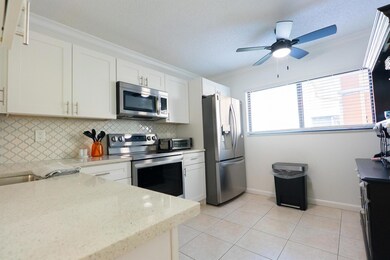 15234 Lakes of Delray Blvd unit 250, Delray Beach, FL 33484 - photo 5
