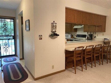 320 W South St, Tipton, IN 46072 - photo 4