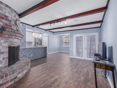 3902 Black Locust Dr, Houston, TX 77088 - photo 7