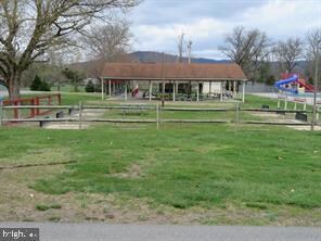 0 Block 97 Lot 11 Boo Blvd unit WVBE2036676, Falling Waters, WV 25419 - photo 5