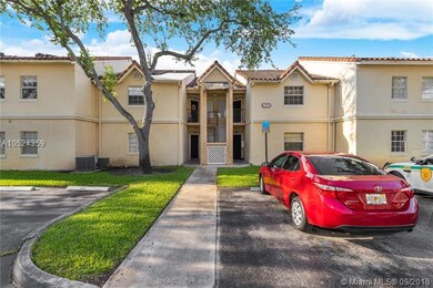 18320 NW 68th Ave unit I, Hialeah, FL 33015 - photo 3