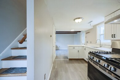 30 Emmons St unit 4, Franklin, MA 02038 - photo 5