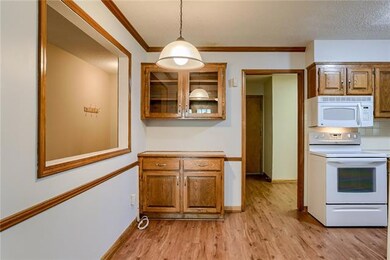 6206 Rene St, Shawnee, KS 66216 - photo 6