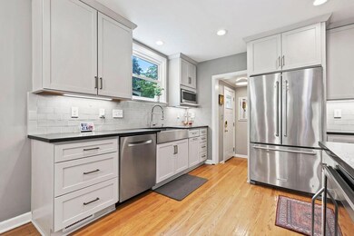 06-Kitchen