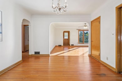 1519 Reaney Ave, Saint Paul, MN 55106 - photo 7