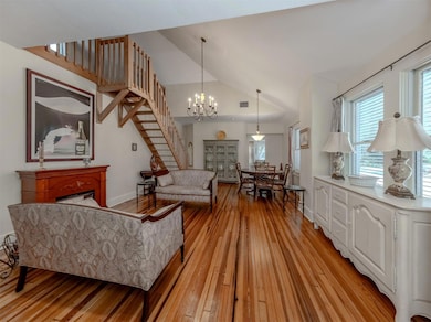 726 Eagle Point Dr, Venice, FL 34285 - photo 4