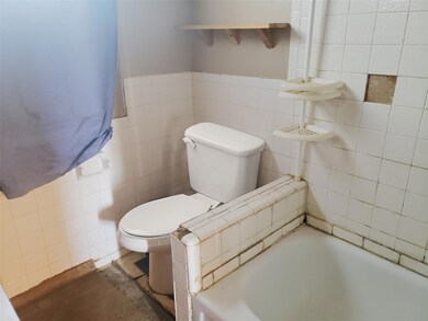 504 Fannin St, Millsap, TX 76066 - photo 5