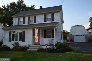 906 Central Ave, Sykesville, MD 21784 - photo 2