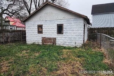 913 W Marion St, Elkhart, IN 46516 - photo 3