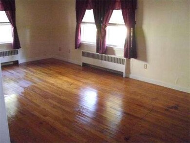 54 Uncatena Ave, Worcester, MA 01606 - photo 7