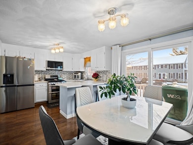 20 Woodland Dr unit 379, Lowell, MA 01852 - photo 7